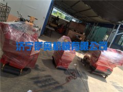 小型壓路機、霧炮等設(shè)備成功發(fā)往目的地